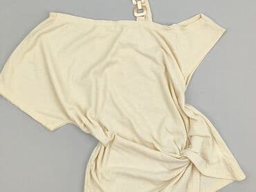Топ жіночий, розмір S на lalafo.pl Топ жіночий, розмір S