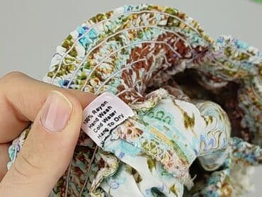 krótkie spodenki z długich spodni: Szorty damskie, rozmiar S — 5