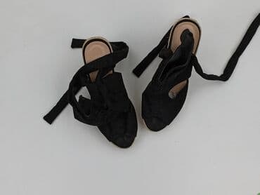 buty na koturnie z futerkiem: Sandały damskie, rozmiar 41 — 1