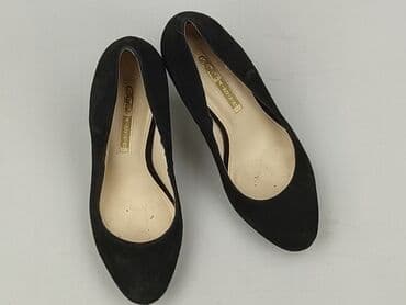 Лофери та туфлі жіночі, 38