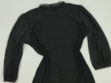 bluzka do spodenek skorzanych: Women's blouse, size S — 1