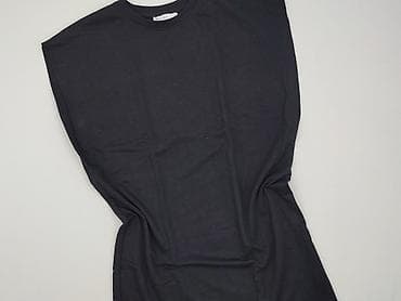 pull amd bear: Bershka, Top damski, rozmiar M — 1