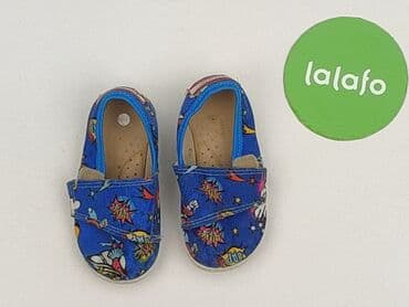 lou srebrna sukienka: Kapcie 24, Używany — 2