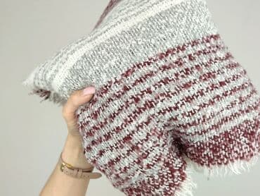 h m torby: Scarf, Female, condition - Very good — 3