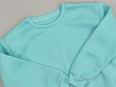 Sweatshirts and fleeces: Women`s sweatshirt, size M — 1