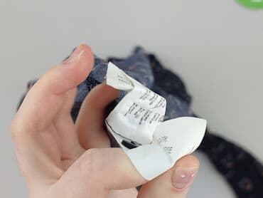 sweter z hello kitty: Carry, Bluzka damska, XL — 4