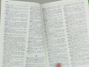 Książki: Książka, gatunek - Edukacyjna, stan - Bardzo dobry — 3