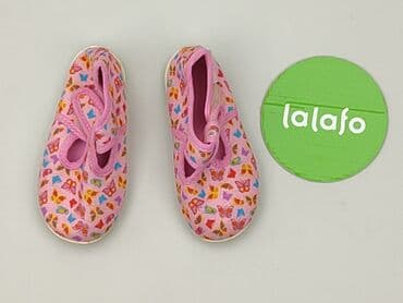 sukienka na wesele dla niemowlaka: Взуття для немовлят, Wojtylko, 22, стан - Дуже гарний на lalafo.pl — 2 sukienka na wesele dla niemowlaka: Взуття для немовлят, Wojtylko, 22, стан - Дуже гарний — 2