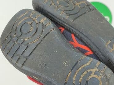 buty zimowe dla dzieci ccc: Slippers 20, Used — 4