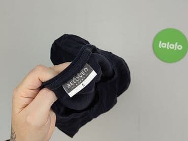 czarne t shirty w serek damskie: Beloved, T-shirt damski, rozmiar S — 5