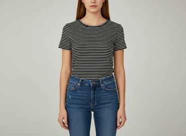 t shirty w biało czarne paski: T-shirt damski, rozmiar S — 1