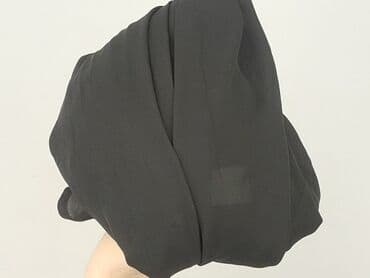 bluzka czarna z dekoltem v: Women's blouse, size S — 6