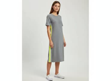obcisłe sukienki midi: Women`s dress, size S — 1