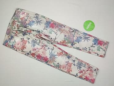 bluzy wiosenne: Damskie spodnie w kwiatowy wzór - Krój: dopasowany, nogawki — 2