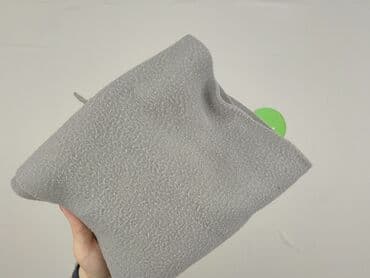 h: Scarf, Female, condition - Good — 4