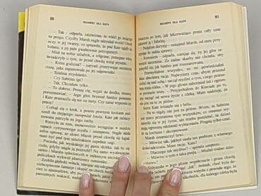 Książki: Książka, gatunek - Powieść, stan - Bardzo dobry — 3