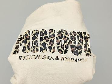 t shirty oversize pull and bear: Bluza damska
, rozmiar One size — 5