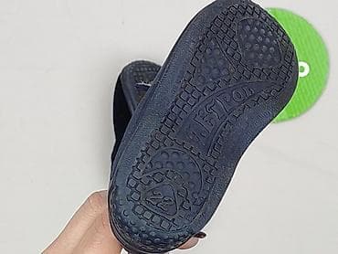 pantofi slip on: Kapcie 22, Używany — 5