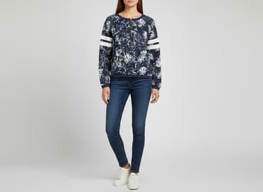 bluzy s: Atmosphere, Bluza damska
, rozmiar S — 6