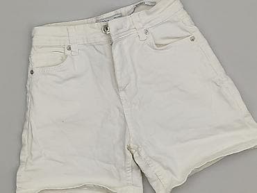 mohito biale spodenki: Bershka, Szorty damskie, rozmiar XS — 1