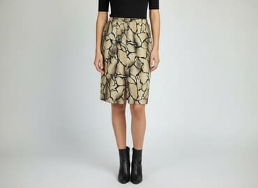 buty stranger things: Women`s skirt, size M — 5