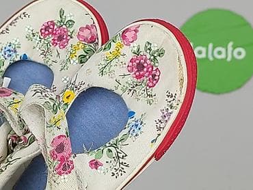 sizeer dresy: Buciki niemowlęce, Next, 15 i mniejsze, stan - Bardzo dobry — 5