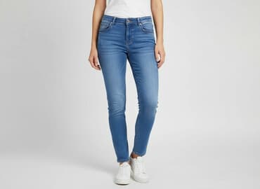 spodnie damskie jeans 7 8: Jeansy damskie, rozmiar M — 1