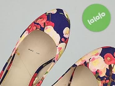 klapki babcine: Czółenka damskie na obcasie – floral print - Model: klasyczne szpilki — 7