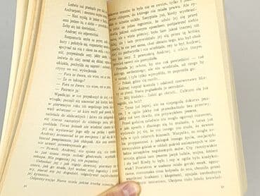 Książki: Książka, gatunek - Powieść, stan - Bardzo dobry — 4