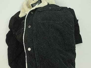 pull and bear bluzy z kapturem: Męska kurtka Pull&Bear – model z kołnierzem ze sztucznego baranka — 7