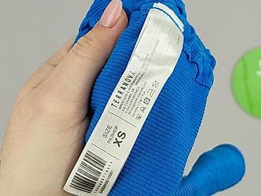 czerwone klapki nike: Terranova, Top damski, rozmiar XS — 4