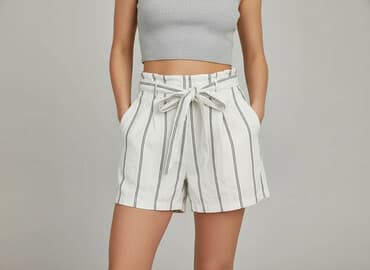 białe spodenki damskie hm: H&M, Szorty damskie, rozmiar M — 7