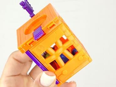 c: Other toys — 4