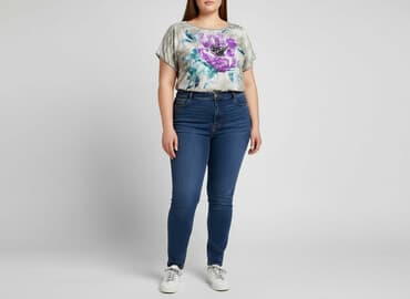 bluzy damskie duże rozmiary: Bluzka damska, rozmiar 9XL — 6