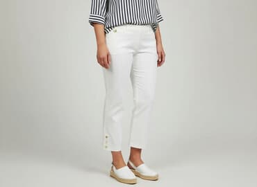 biale szerokie jeansy: Spodnie 3/4 damskie, rozmiar XL — 5