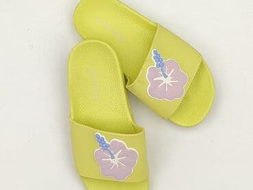 sandały dziewczynka ccc: Klapki 32, Używany — 2