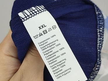 Women: Women's blouse, size 2XL — 4