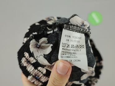 obcisłe krótkie spodenki: Shorts for women, size S — 5