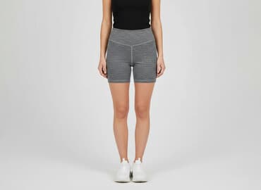 dopasowane krótkie spodenki damskie: Szorty damskie, rozmiar S — 1