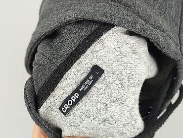 what is a shirt pull: Cropp, Women`s hoodie, size L — 4