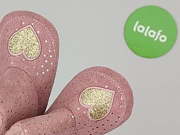 kapcie wednesday: Buciki niemowlęce, Cool Club, 18, stan - Idealny — 4