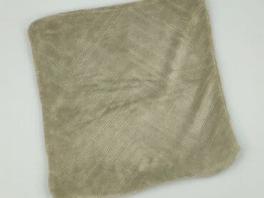 poduszki poznań: Pillowcase, 42 x 42, kolor - Beżowy, stan - Bardzo dobry — 1