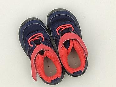 korki ccc: Buty sportowe Decathlon, 24, Używany — 1
