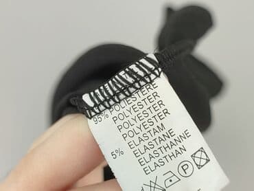 bluzka czarna z dekoltem v: Women's blouse, size S — 5