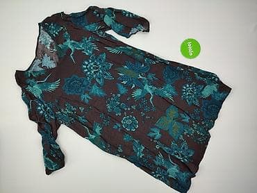 Women: Women`s dress, size M — 2