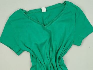 44 t shirts: Women`s T-shirt, size M — 1