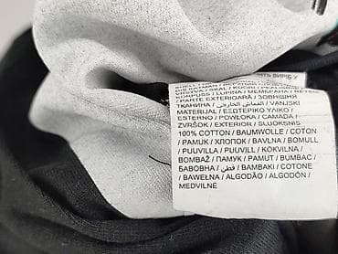 pull and bear swetry: Mercedes AMG Petronas F1 Team, Koszulka dla mężczyzn, rozmiar M — 4