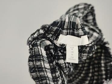 hm krótkie spodenki czarne: H&M, Top damski, rozmiar M — 4