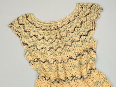 bluzki czarne z koronki: T-shirt damski, rozmiar S — 1