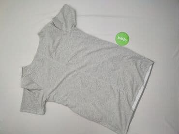 bluzki basic z dekoltem v: Women`s T-shirt, XL at lalafo.pl — 3 bluzki basic z dekoltem v: Women`s T-shirt, XL — 3